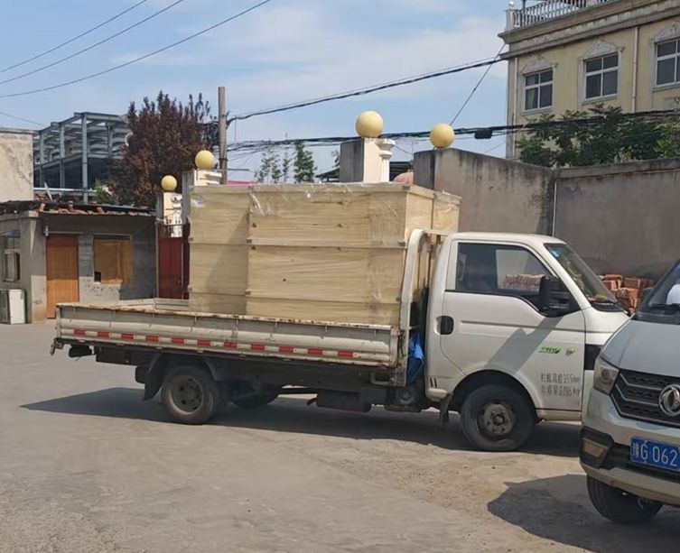 真空上料机发货