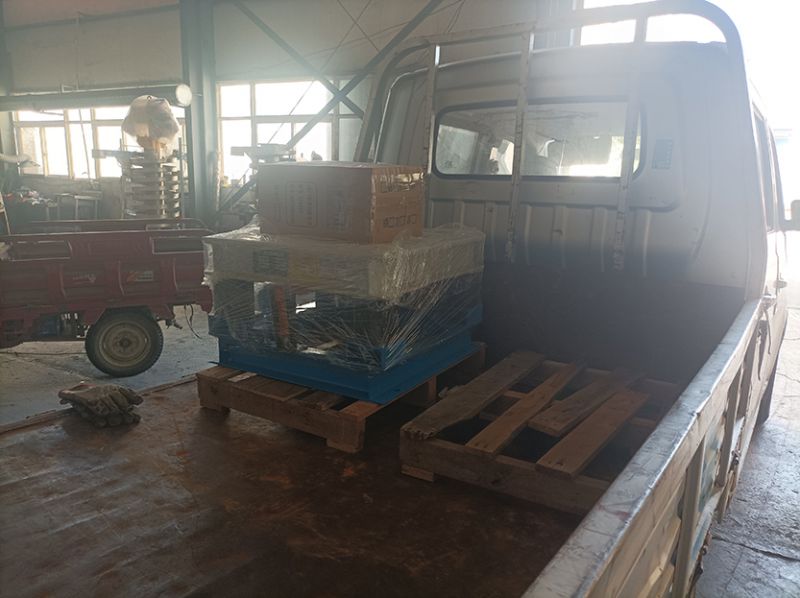 650振动平台发货