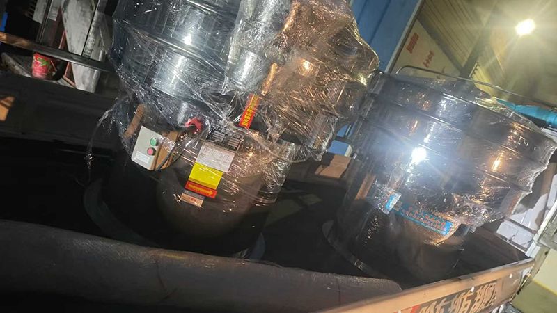 1.2米旋振筛发货