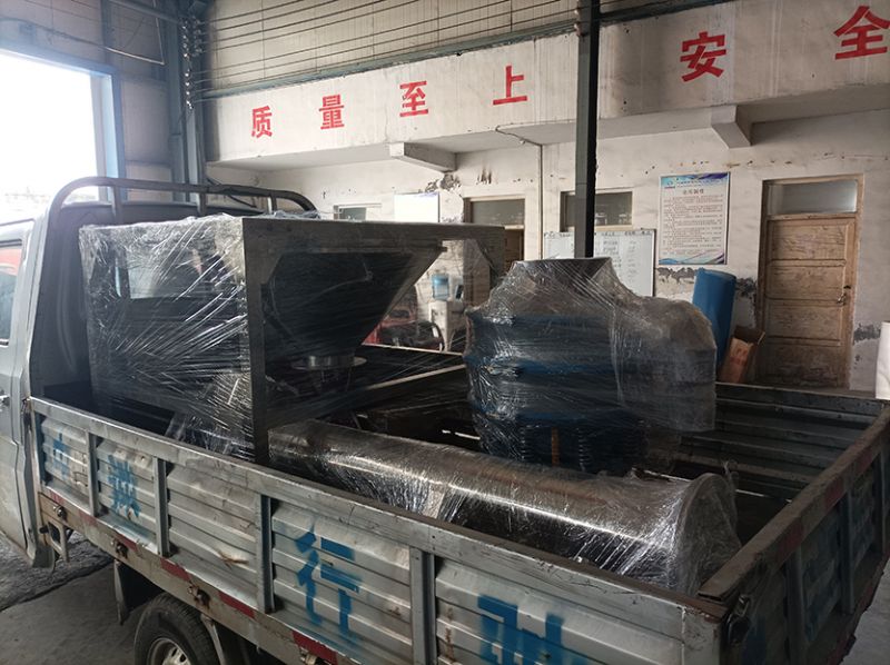 螺旋料仓、旋振筛发货