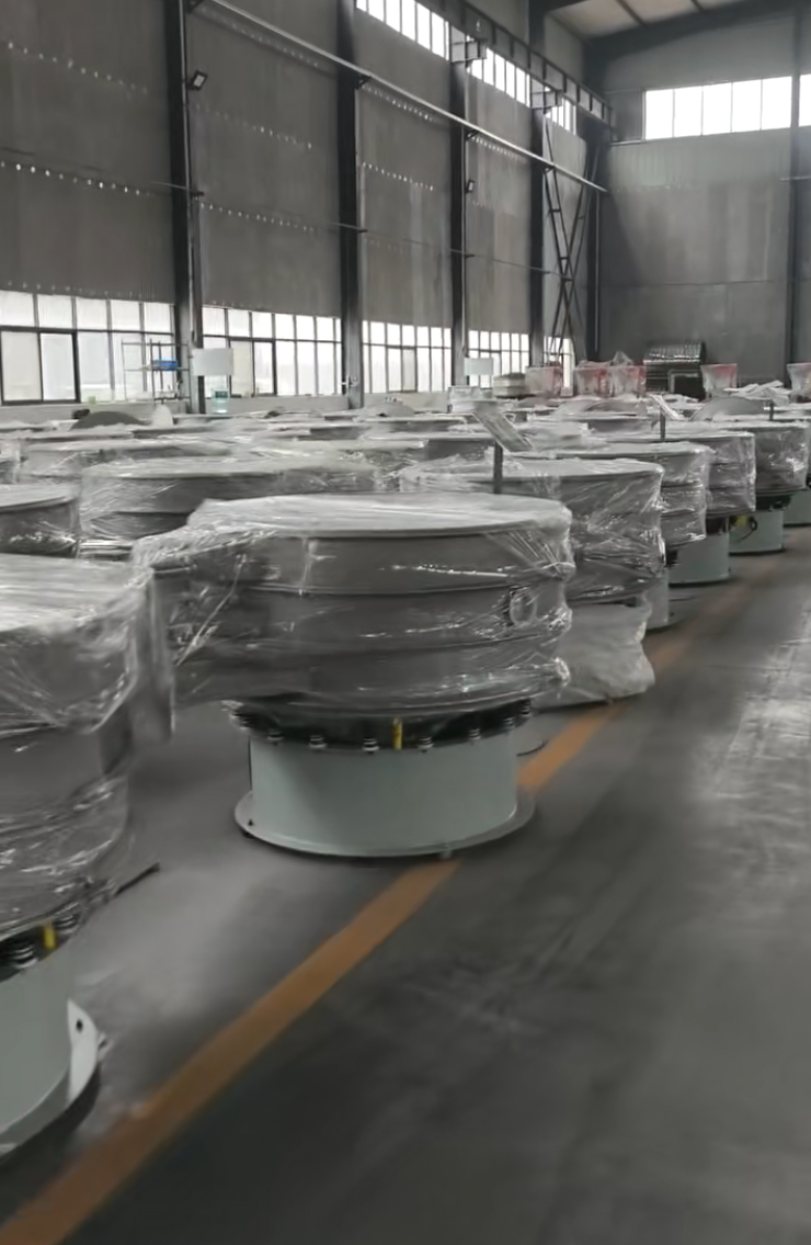 年关将至，车间每天都在加班加点